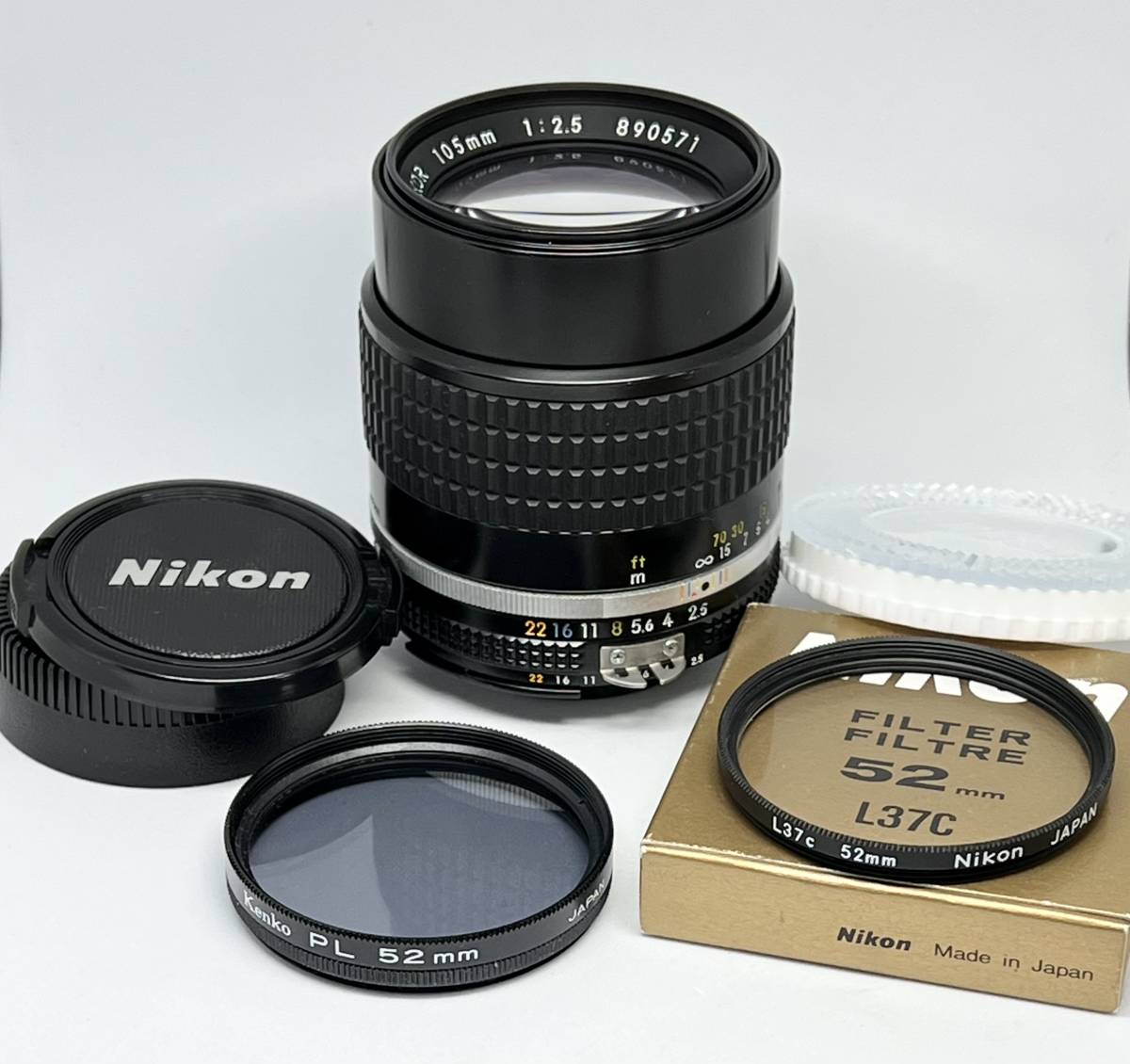 希少・美品!ニコン Nikon ニッコール 105mm f2.5 Ai-s 内蔵フード