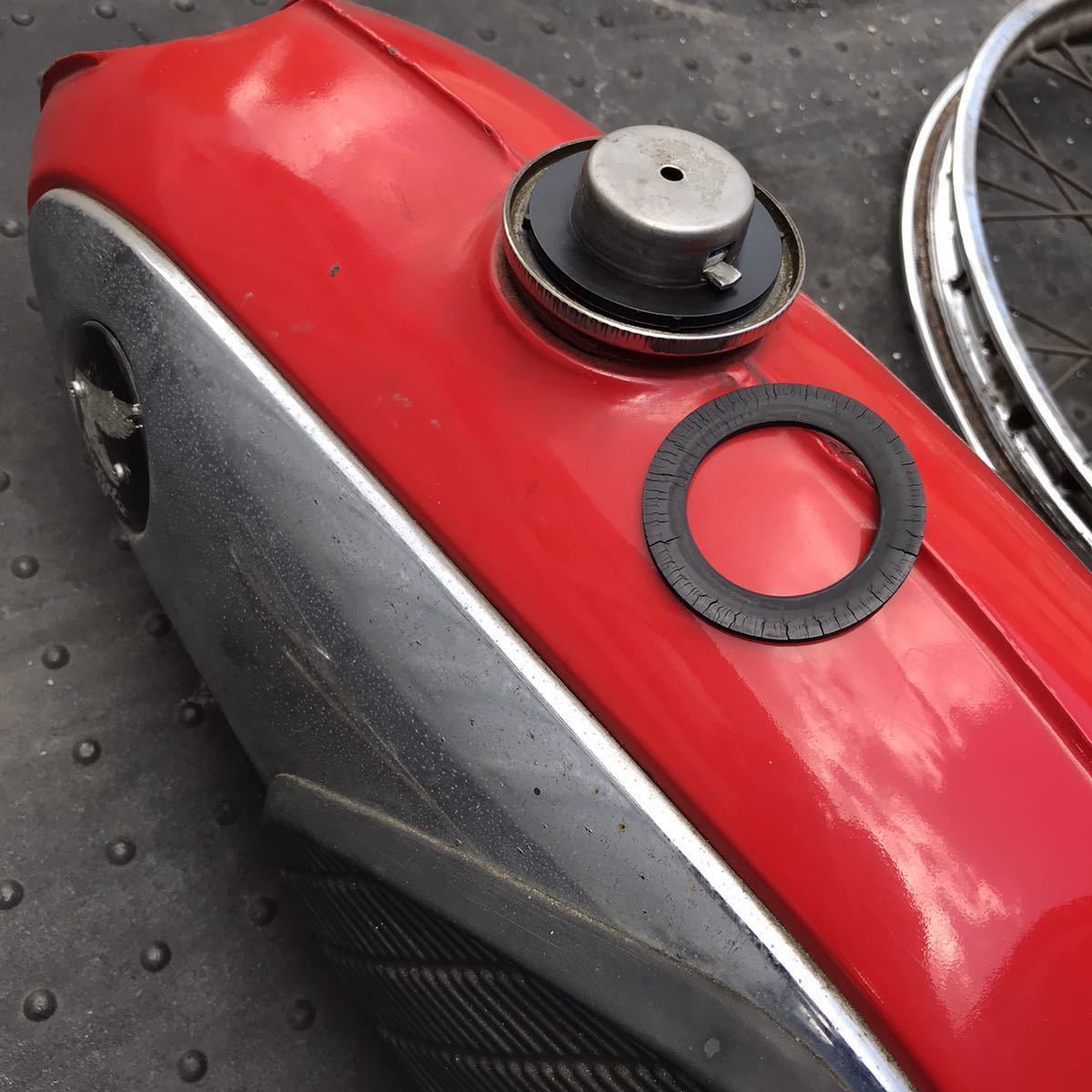 新品 ホンダ タンクキャップ パッキン 純正 日本製 R&P CY50 新品 ホンダ タンクキャップ パッキン 純正 日本製 R&P CY50