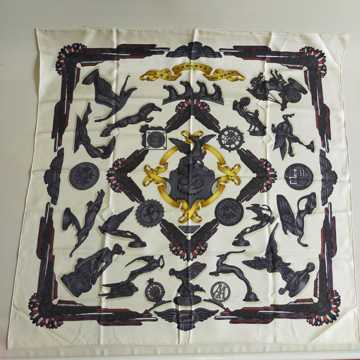 ☆HERMES エルメス カレ90 LES PARURES DU VENT 風の装い シルク100
