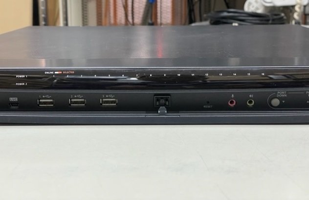 * ATEN KN2116VA-AX-J 1 local /2 remote access 16 port category 5e IP-KVM switch virtual media correspondence 1920x1200