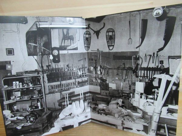 h22☆ 希少本 砂澤ビッキ 写真集 「光と影」 写真:甲斐敬章 1989年 h22☆ 希少本 砂澤ビッキ 写真集 「光と影」 写真:甲斐敬章 1989年