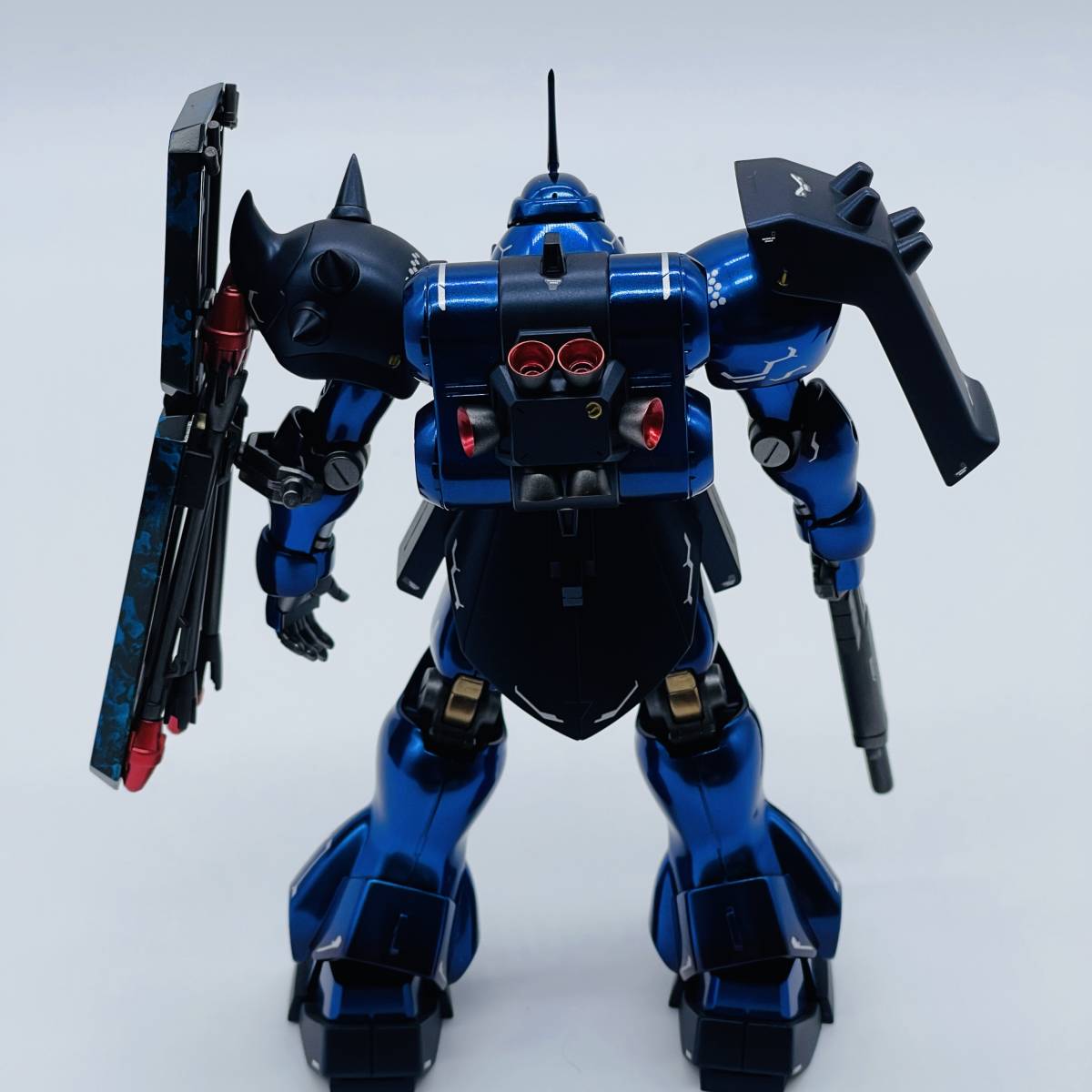 1/144 HGUC ギラ・ドーガ レズン・シュナイダー専用機 【塗装済み・完成品】_画像6