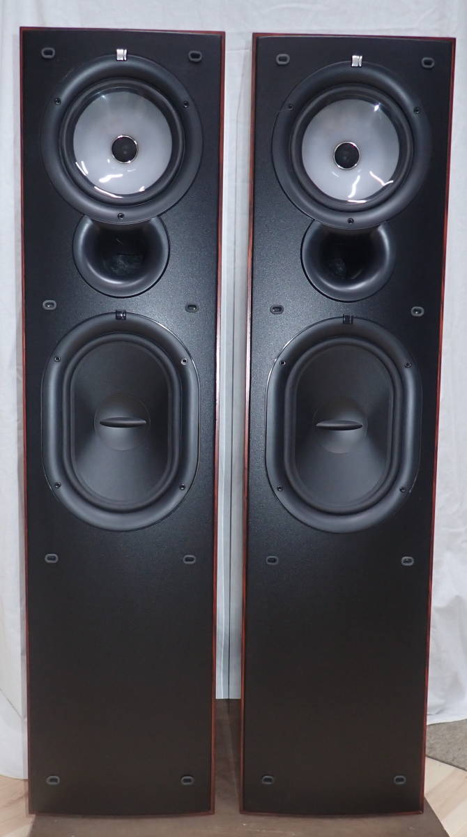 KEF スピーカー　Q65（再塗装済み　中古美品）_画像1