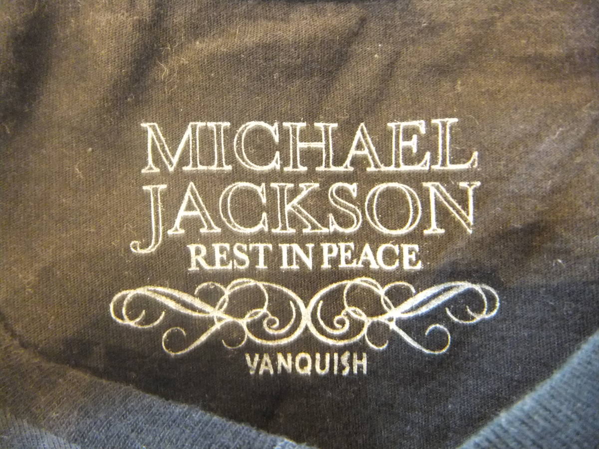 ★ VANQUISH（ヴァンキッシュ）　マイケルジャクソン　半袖VネックTシャツ ★_画像3