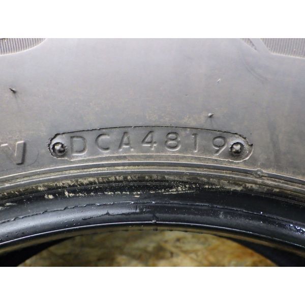 ブリヂストン BLIZZAK DM-V3 215/70R16 100Q 日本製 2本／2019年製9分山スタッドレスタイヤ／中古 特筆すべき損傷なし／本州四国九州4500円_画像8