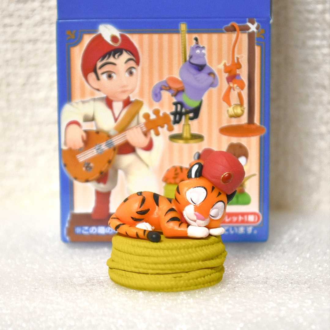 新品未使用】東京ディズニーリゾート ミニチュアフィギュア 新品未使用】東京ディズニーリゾート ミニチュアフィギュア