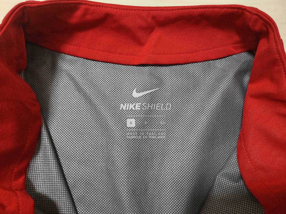 * новый товар Nike NIKE бег жакет *NIKE SHIELD Nike защита использование * водонепроницаемый . способ * стрейч * красный цвет 