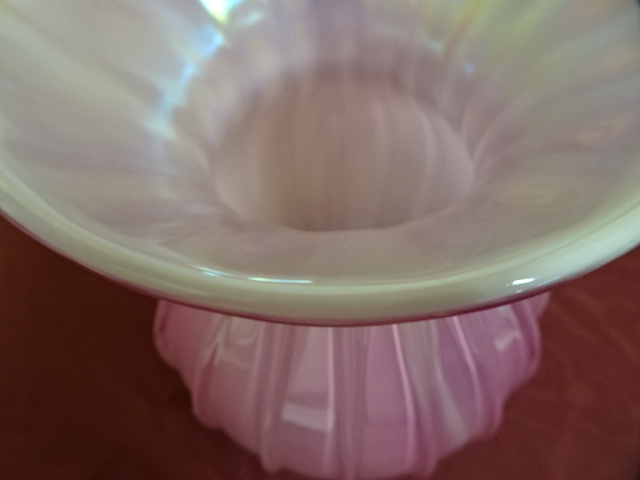 【ガラス 花瓶】インテリア 花器 フラワーベース ガラス製 乳白色 ピンクレトロ【C10-2⑥】20220623