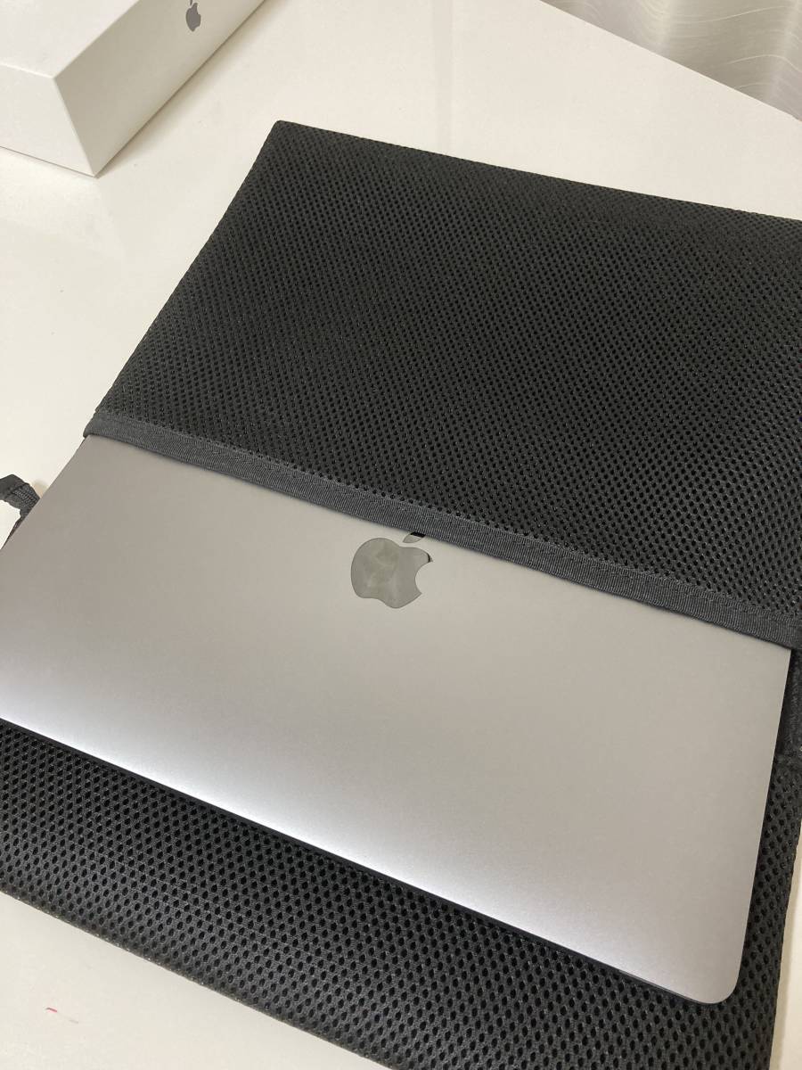 中古 1円スタート!Apple MacBook Air m1 (2020)+無印良品 中古 1円スタート!Apple MacBook Air m1 (2020)+無印良品