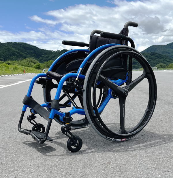 □ OXエンジニアリング 車椅子 車いす 自走式 MR / カーボンホイール
