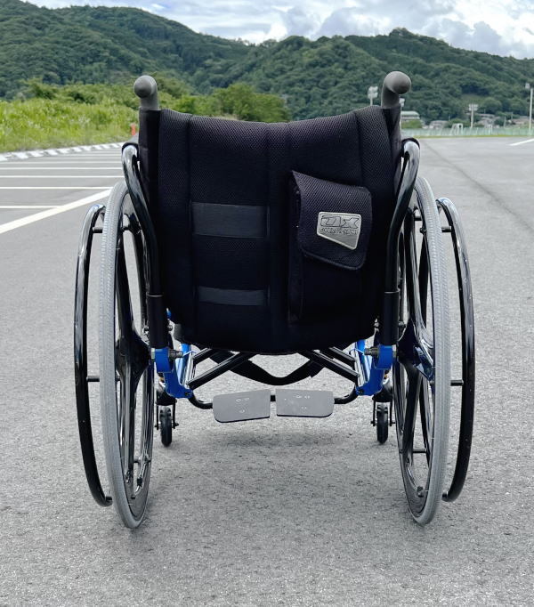 □ OXエンジニアリング 車椅子 車いす 自走式 MR / カーボン □ OXエンジニアリング 車椅子 車いす 自走式 MR / カーボン