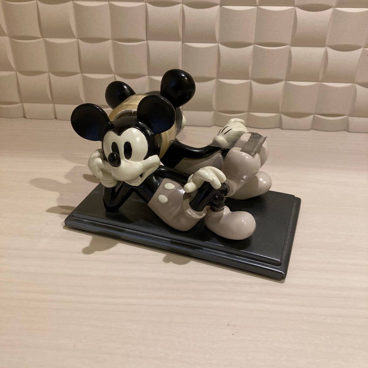 ディズニー スノーグローブ ミッキーマウスと超豪華な仲間たち 希少品
