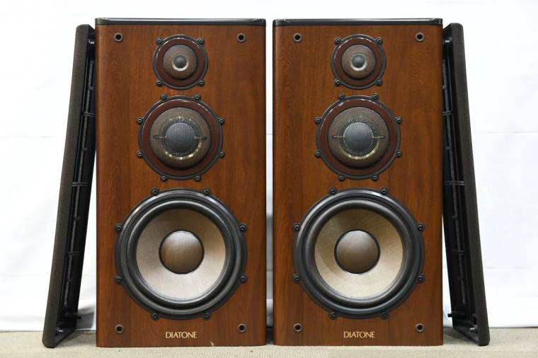 発送】DIATONE ダイヤトーン DS-1000ZX 3ウェイ ブックシェルフ型