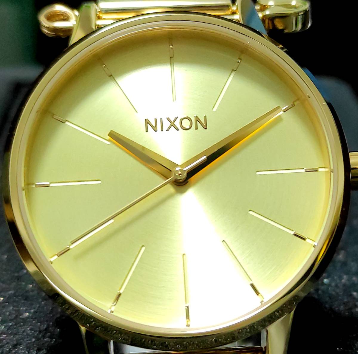 [ новый товар ]NIXON Nixon наручные часы KENSINGTON MILANESE kensington Mira ne-ze желтое золото очень редкий мертвый запас UNISEX