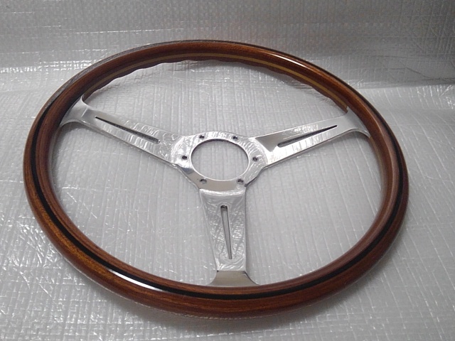 1981年 NARDI ナルディ ウッドステアリング クラシック 36φ ポリッシュ