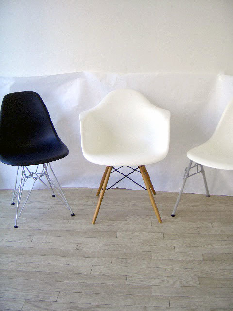 □Vitra Charles&Ray Eames Shell Chair Armchair Dowel Base □Vitra Charles&Ray Eames Shell Chair Armchair Dowel Base