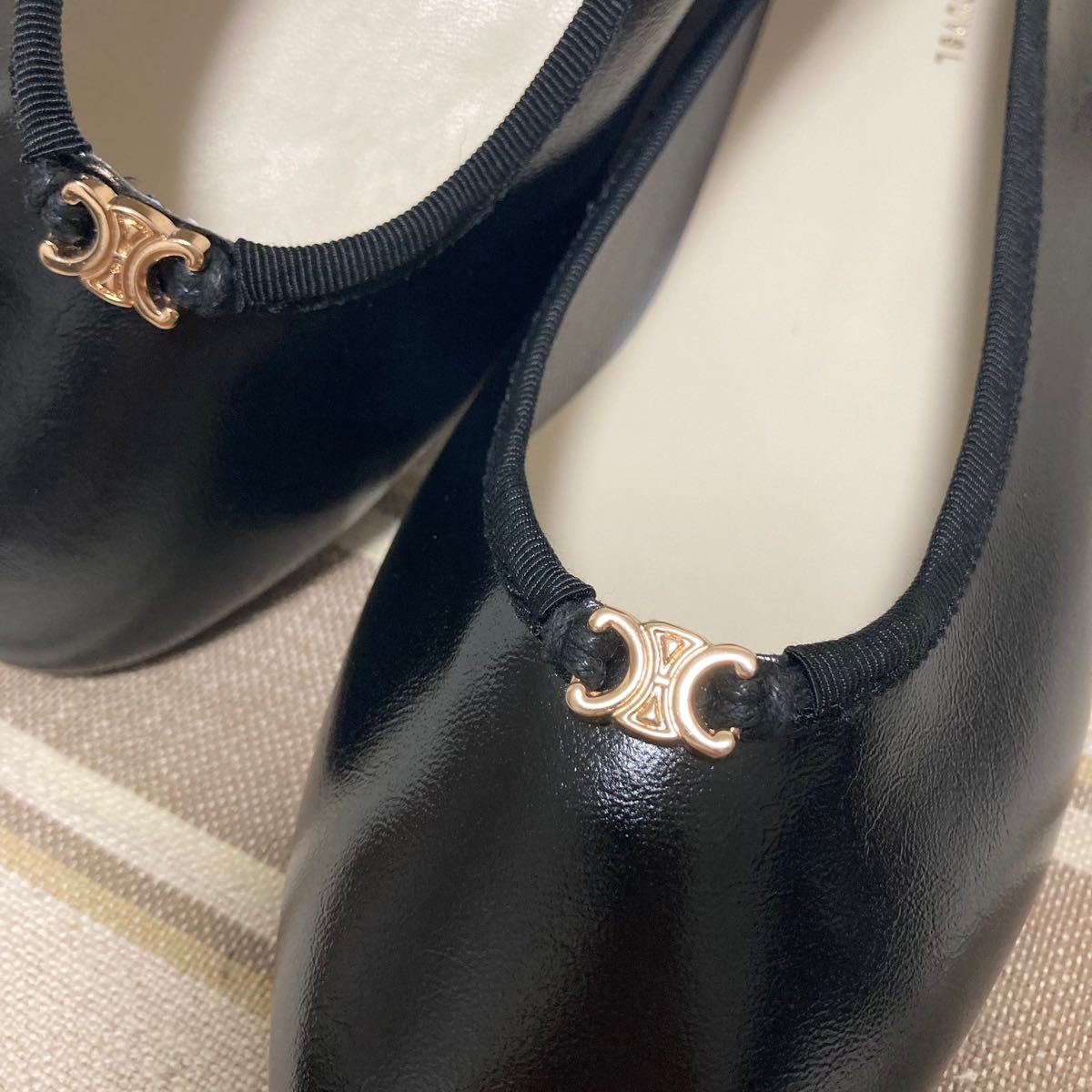 celine風ポイントフラットシューズ|Yahoo!フリマ(旧PayPayフリマ) celine風ポイントフラットシューズ|Yahoo!フリマ(旧PayPayフリマ)