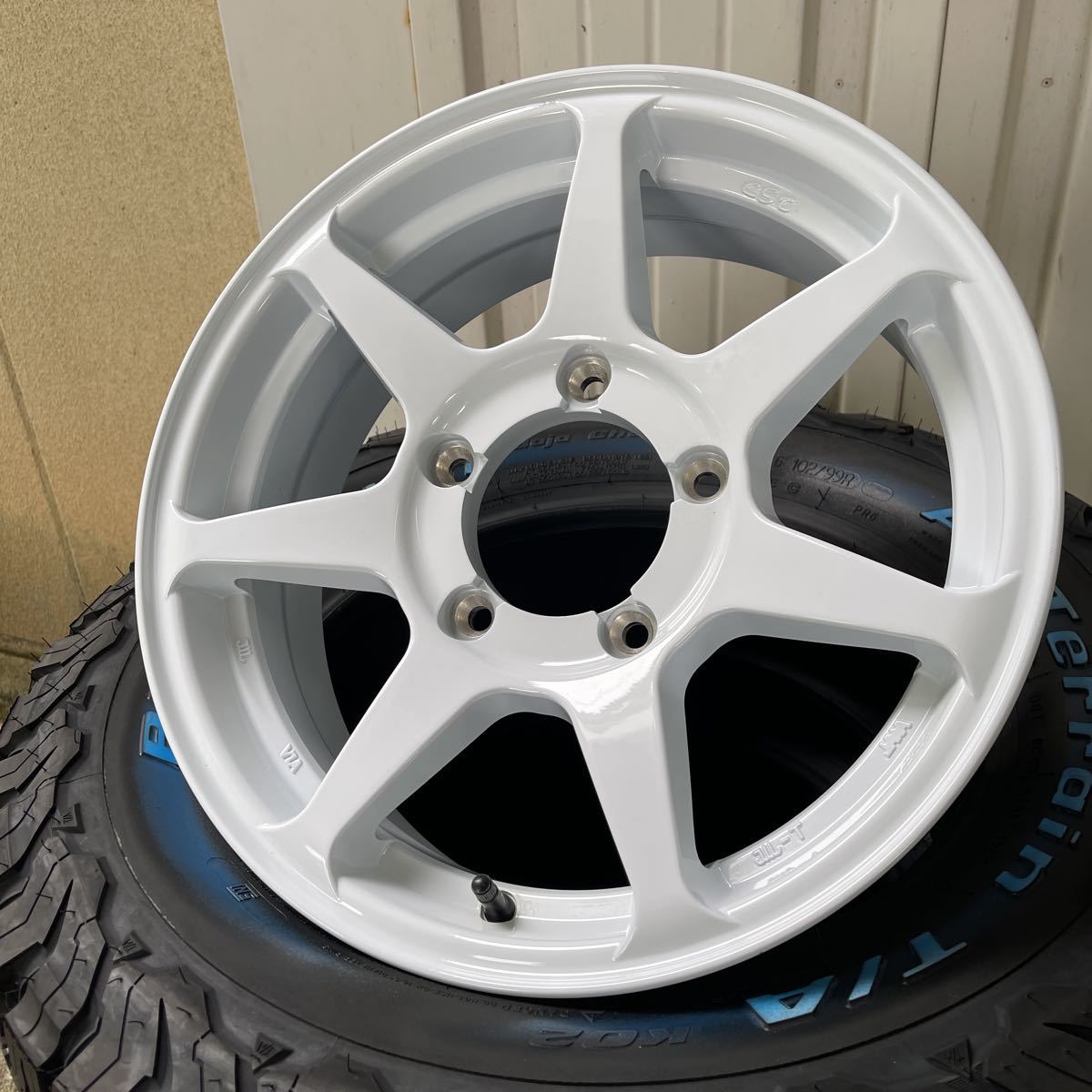 BFグッドリッチ225/70R16◆16×5.5J+22◆《CST ZERO-1HYPER J》スズキジムニー専用ホワイトJBJA 4本　ホワイトレター KO2 ハイパー_画像5