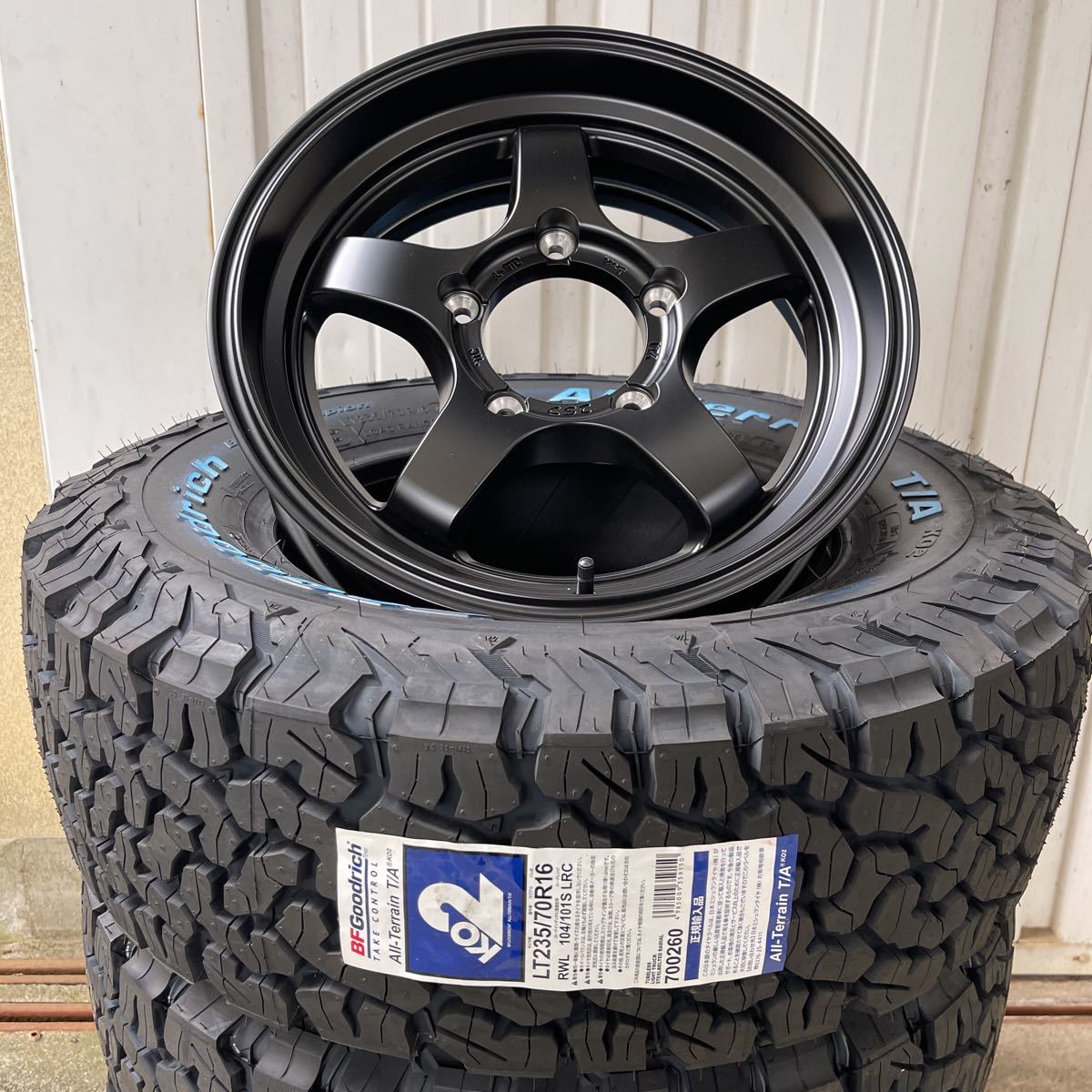 BFグッドリッチ235/70R16◆16×5.5J+22◆《CST ZERO-1HYPER S》スズキジムニー専用フラットブラックJBJA 4本　ホワイトレター KO2ハイパー_画像2