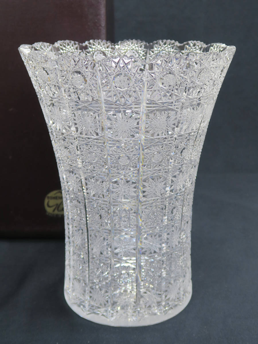 32 ボヘミア ガラス 花瓶 Bohemia ハンドカット クリスタル 花器