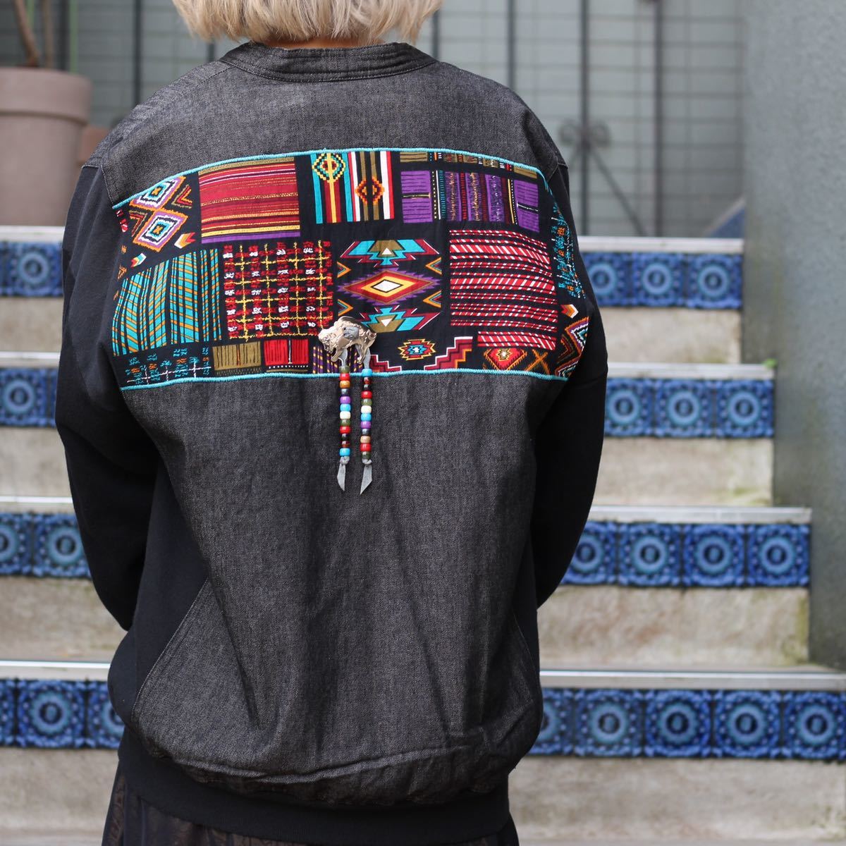 USA VINTAGE INDIAN DESIGN DENIM JACKET/アメリカ古着インディアンデザインデニムジャケット_画像2