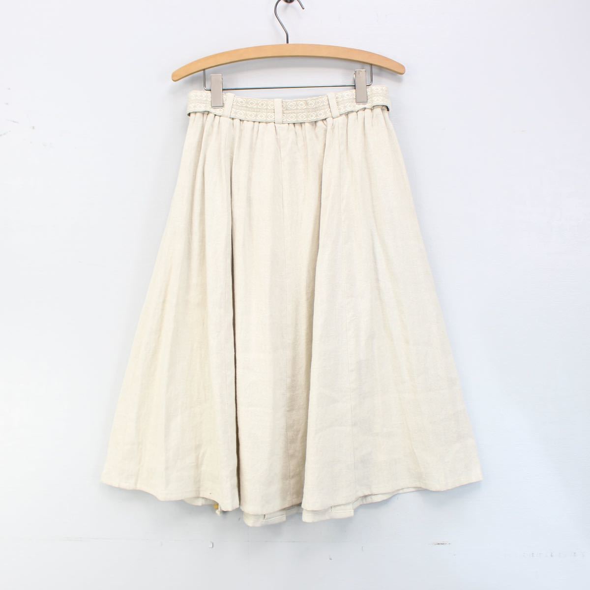 *SPECIAL ITEM* EU VINTAGE METAL BUTTON DESIGN LINEN TYROLEAN SKIRT/ヨーロッパ古着メタルボタンデザインリネンチロリアンスカート