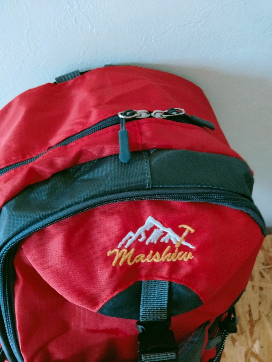 アウトドア ザック バックパック デイパック 登山 リュックサック レッド 赤 バッグ かばん
