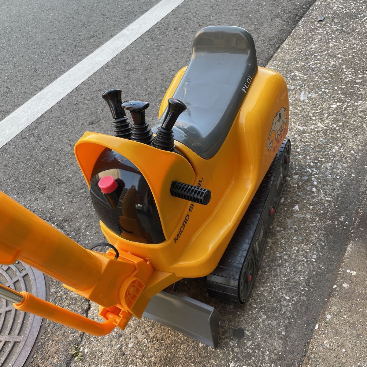 пассажирский микро экскаватор Komatsu PC01 пара .. игрушка-"самокат" детский транспортное средство .. машина совок PC-01[ игрушка ko-]