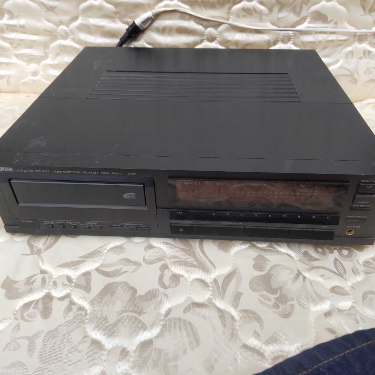ヤマハ CD プレーヤー CDX-2200 オーディオ機器 CD デッキ 長期保管品