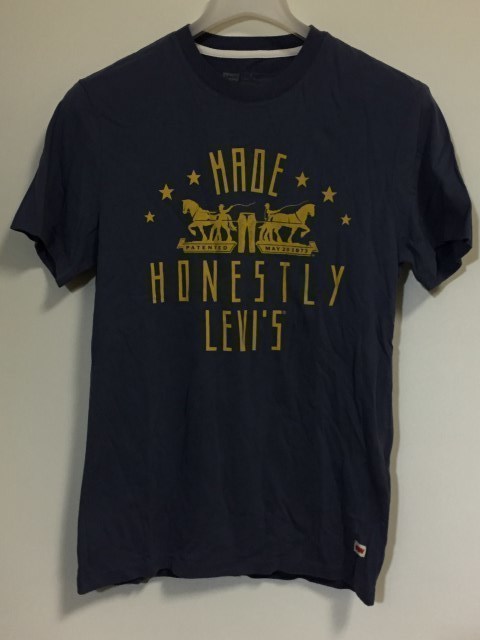 Классический Levi's Levi's Classic Twin Horse Logo Logo с коротким рукавом T -Fish Saxophone M Size New