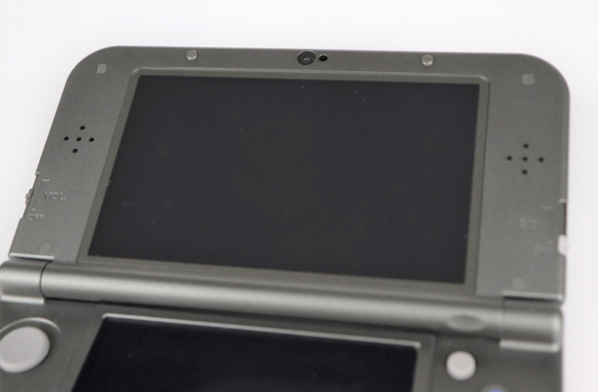 【美品】 Nintendo 3DS LL / RED-001 任天堂 3DS タッチペン 説明書 箱付き メタリックブラック LLサイズ 3Dブレ防止機能 010JFWY58_画像6