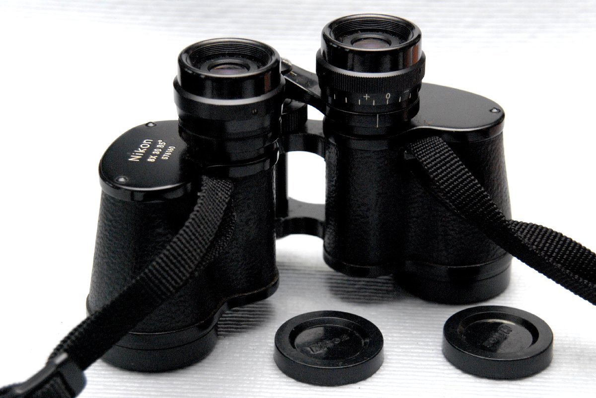 Nikon ニコン 純正 高級双眼鏡 8× 30 8.5° 希少な作動品_画像3