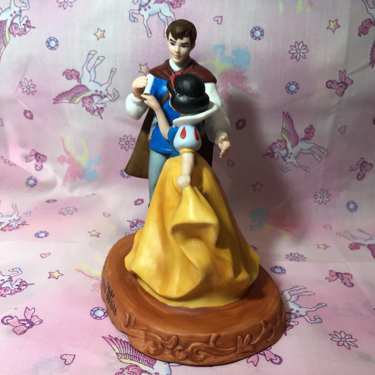 Paypayフリマ ディズニー 白雪姫 オルゴール フィギュア 置物 陶器 インテリア Paypayフリマ ディズニー 白雪姫 オルゴール フィギュア 置物 陶器 インテリア