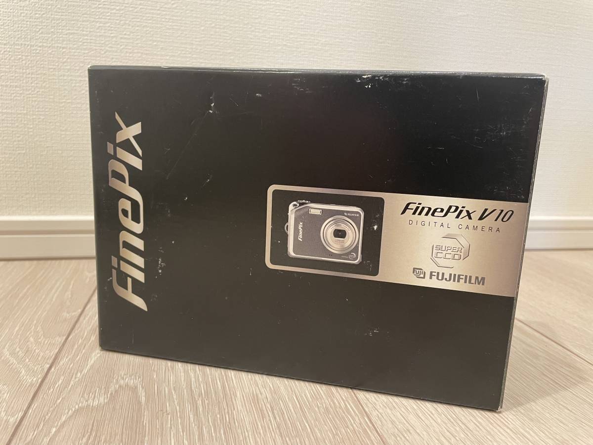 フジフイルム デジタルカメラ「FinePix V10」ISO1600 オレンジ