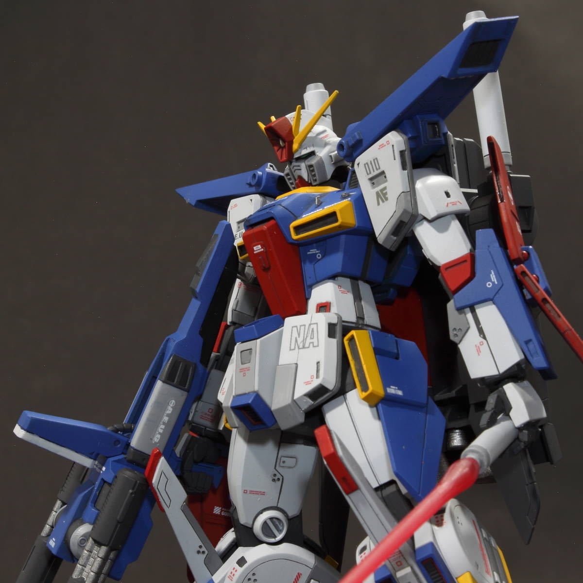HGUC 1/144 MSZ-010 ZZガンダム 「機動戦士 ZZガンダム 」改修 HGUC 1/144 MSZ-010 ZZガンダム 「機動戦士 ZZガンダム 」改修