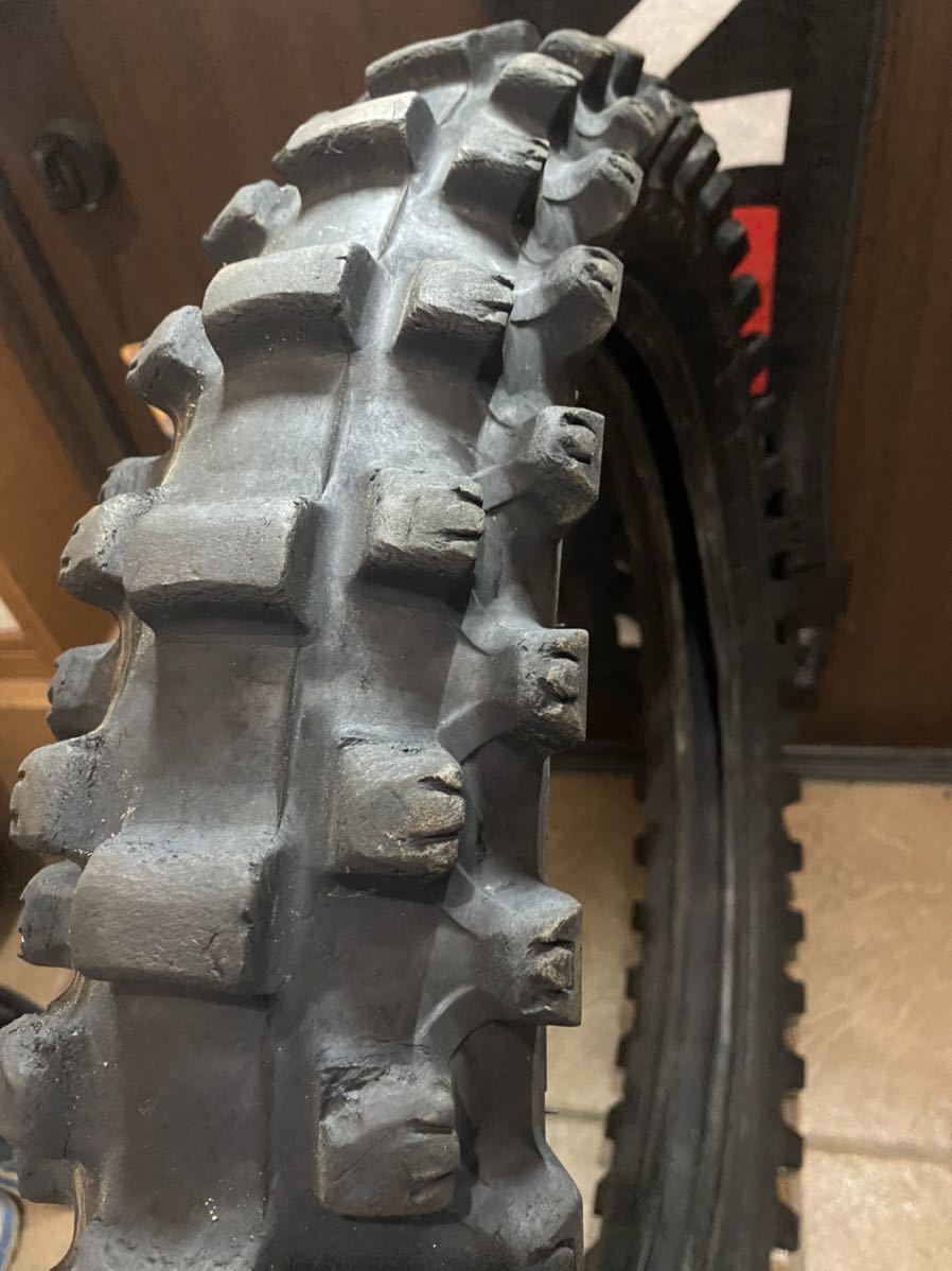 中古MCタイヤ 2021年製造 DUNLOP GEOMAX MX33 110/90-19 ダンロップ ジオマックス 110 90 19 2221 K2291_画像2