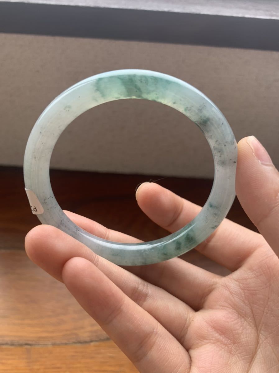 本翡翠バングル ミャンマー産 緑 氷種 天然 烏鶏 魔除け ギフト 爽やか