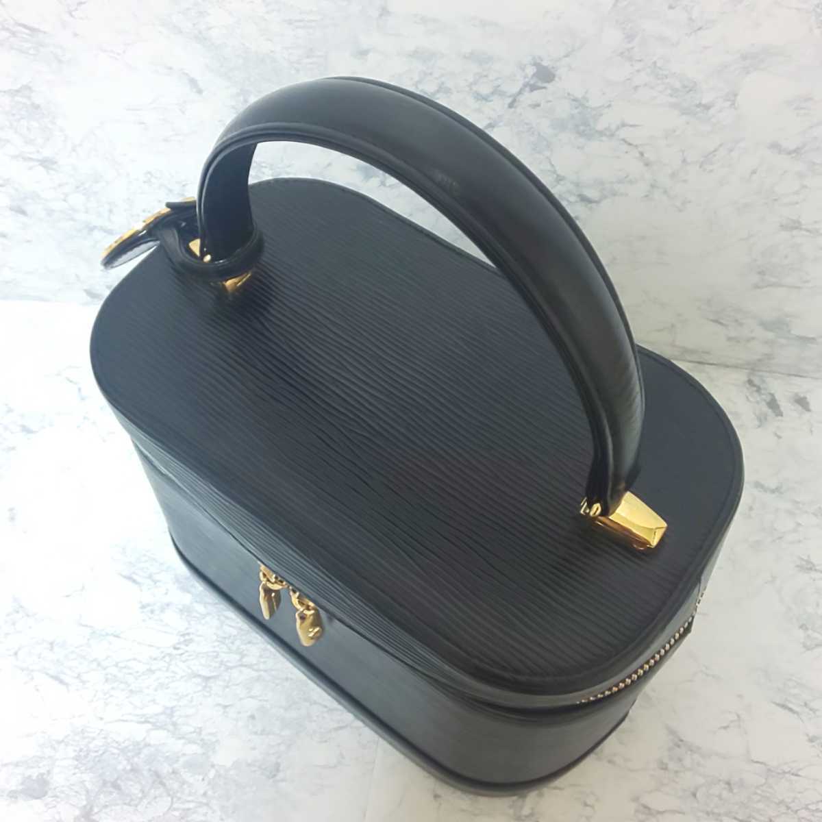 極希少/美品】VALENTINO GARAVANI ヴァレンティノガラバーニ 極希少/美品】VALENTINO GARAVANI ヴァレンティノガラバーニ