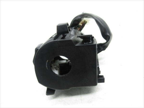 F2R4-0314 KTM KTM250 デューク 左 ハンドルスイッチ 純正品 動作OK_画像4