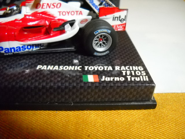 密度感上々！ミニチャンプス1/43 パナソニック トヨタ レーシング TF105 2005 #16 J.トゥルーリ 「Japan Power」癒しのミニカー超破格価_同梱/お取り置きも歓迎いたします。