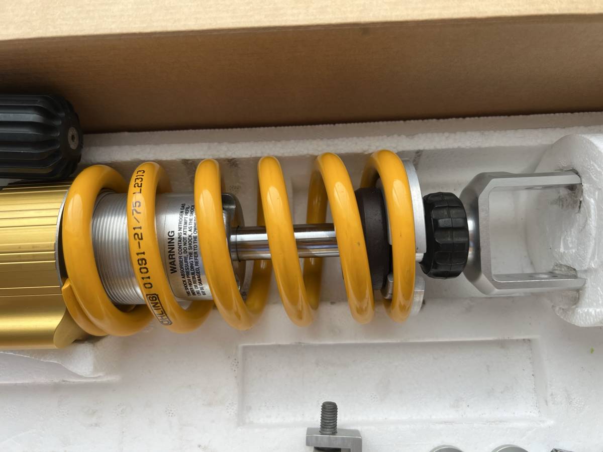 OHLINS オーリンズ GPZ900R 18インチ用 リヤサスペンション OHLINS オーリンズ GPZ900R 18インチ用 リヤサスペンション
