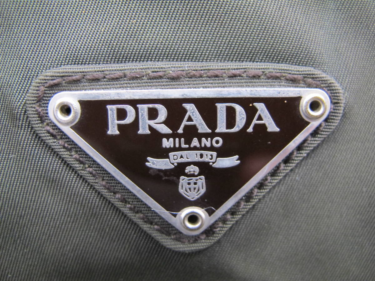 PRADA プラダ ナイロン トートバッグ ロゴプレート 緑 カーキ 的详细