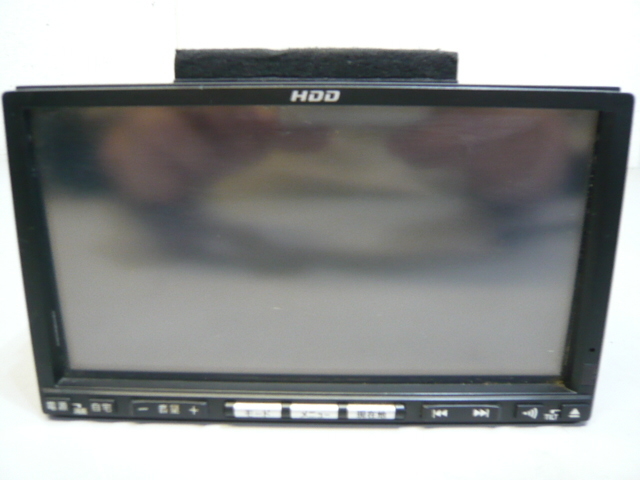 ☆NISSAN ニッサン 28090-1A11A NVA-HD7306AJ HDDナビ CD TV AUX AM/FM 動作未確認！60サイズ発送_画像2