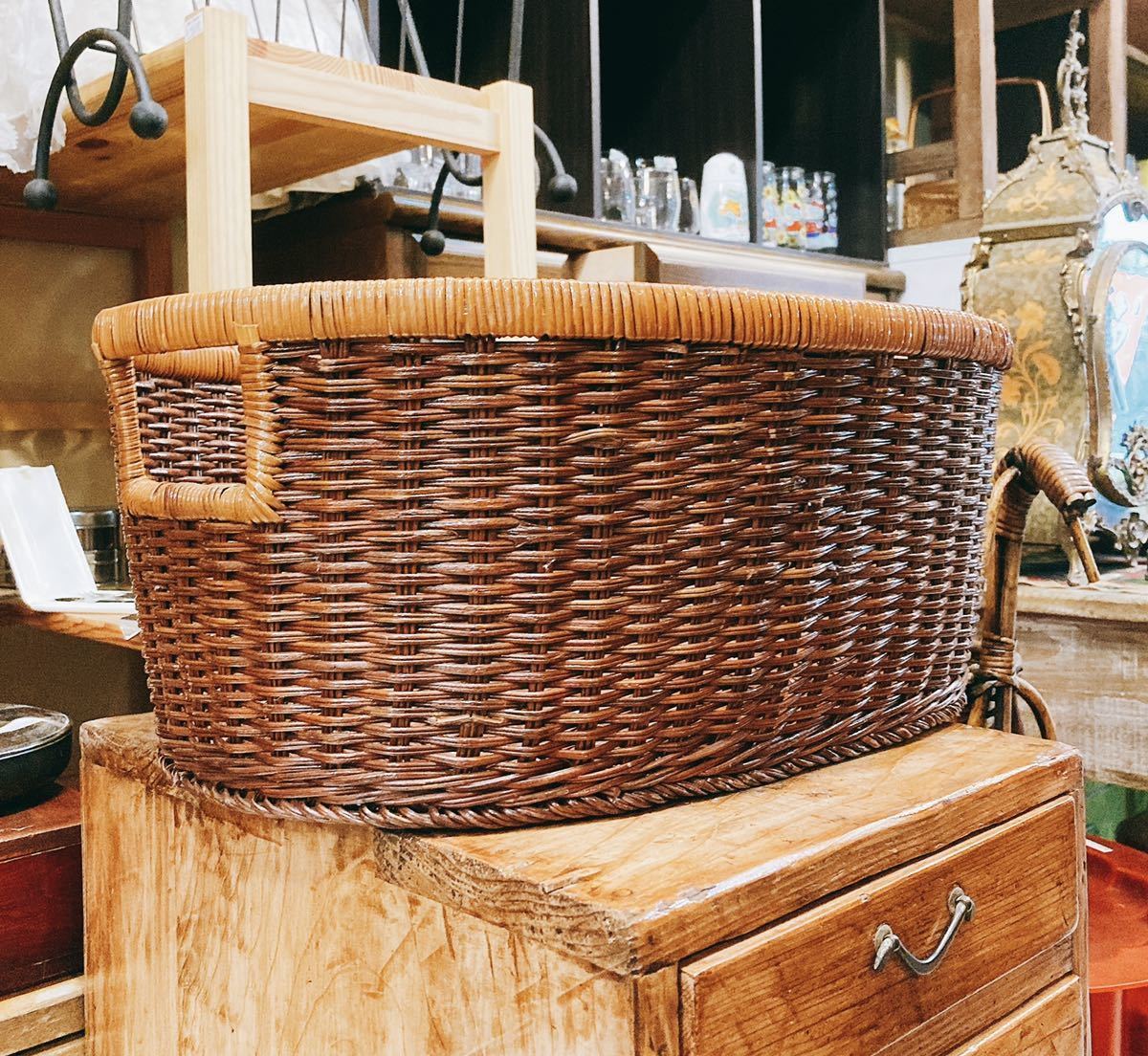 ☆籐編みかご☆籐 ラタン 153 アンティーク雑貨 インテリア小物 バスケット ランドリーバスケット 収納かご 小物入れ 高速配送 小物入れ ☆籐編みかご☆籐 ラタン 153 アンティーク雑貨 インテリア小物 バスケット ランドリーバスケット 収納かご 小物入れ 高速配送 小物入れ