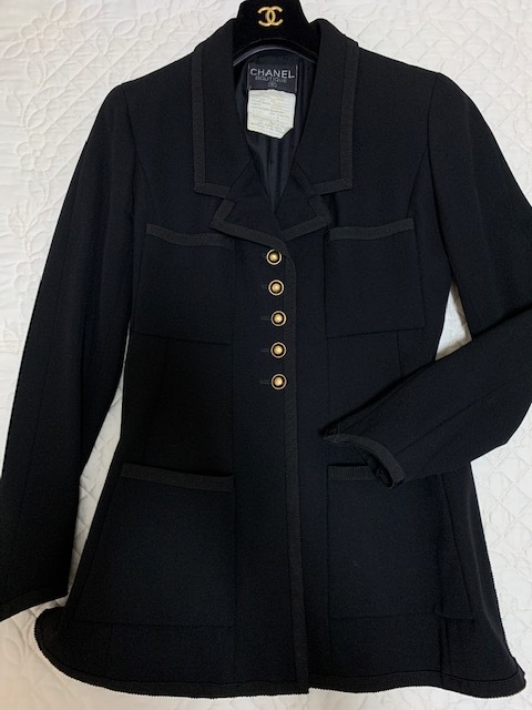 本体極美品☆CHANE☆シャネルコレクションリトルブラックジャケット