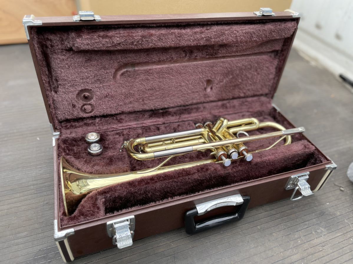 展示品☆YAMAHA☆ヤマハ☆YTR2320E☆B♭管トランペット☆比較的美品