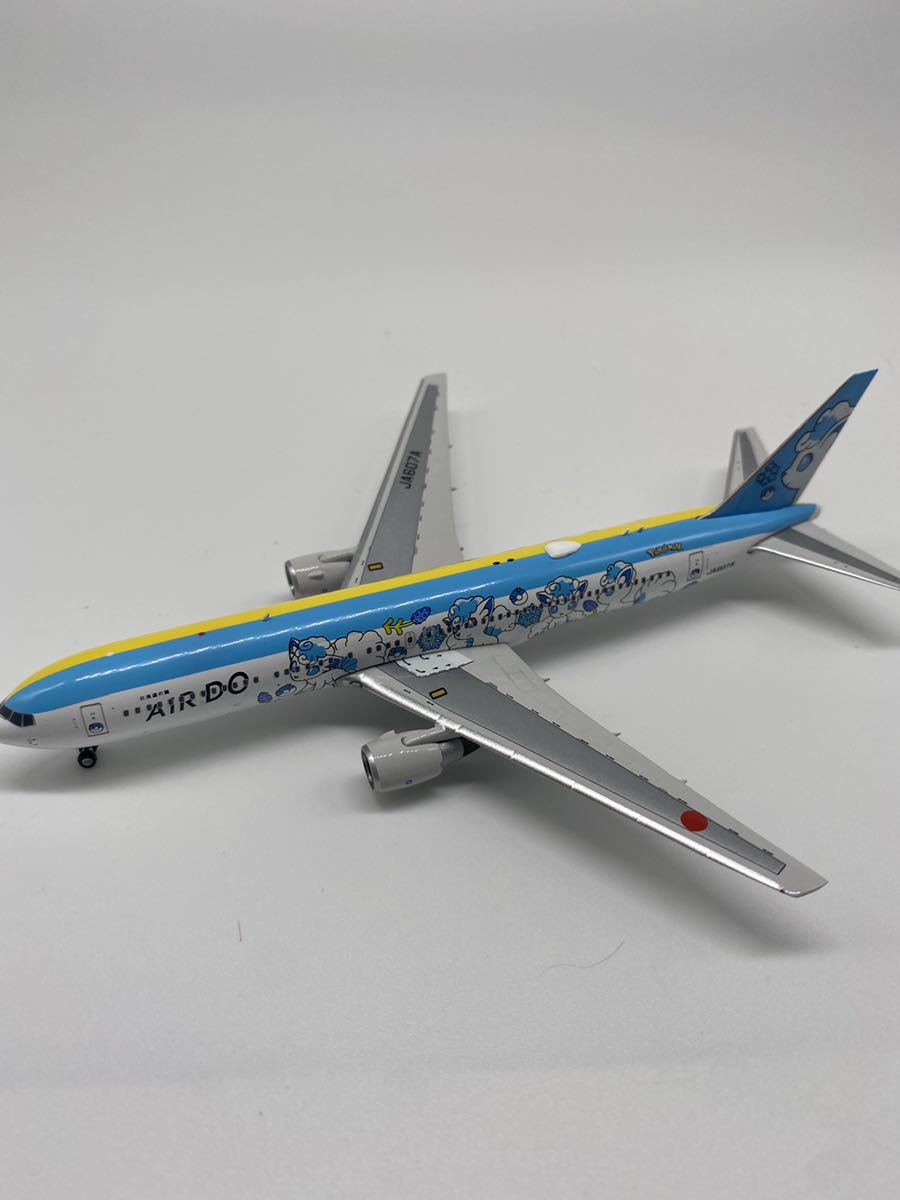 AIR DO 767-300ER ポケモン ROKON JET 1:400-