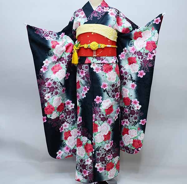 振袖 着物 単品 合繊 仕立て上がり 小紋柄 バラ 楽器 黒地 成人式 結納