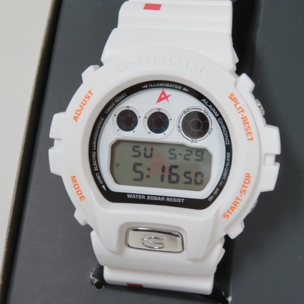 G-SHOCK×GUNDAM、逆シャア・アムロ仕様 の白い限定モデル ガンダム