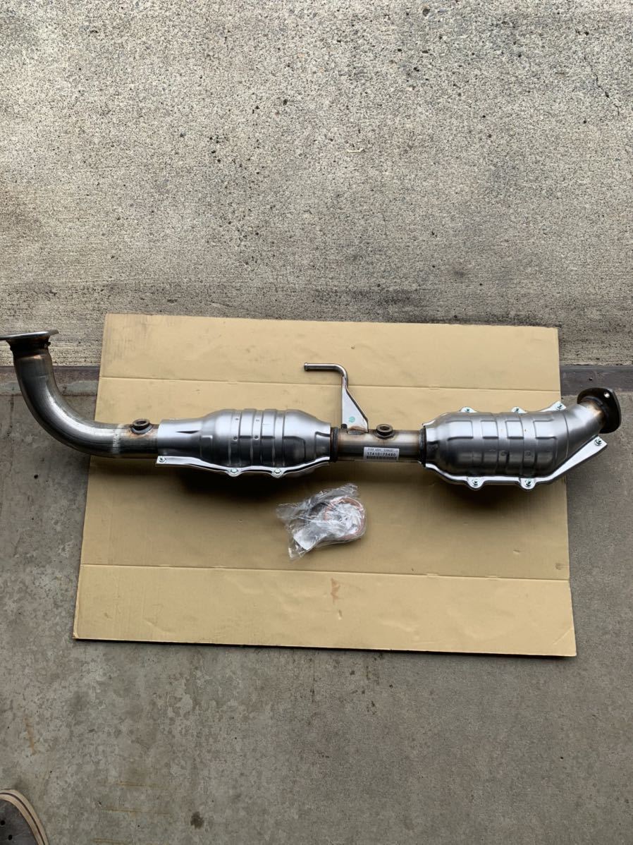 200系ハイエース触媒(フロントパイプ) CBF-TRH226K | castroarquitetos.com